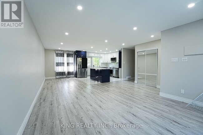 Building Photo - 87 Elvaston Dr