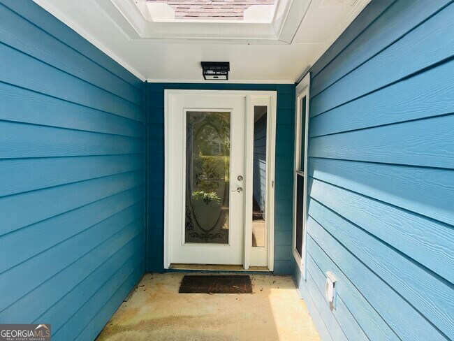 Foto del edificio - 165 River Park Dr