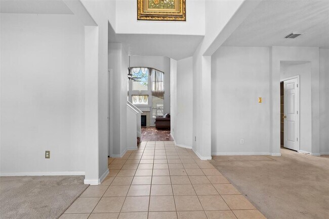 Building Photo - 602 Field Run Ct