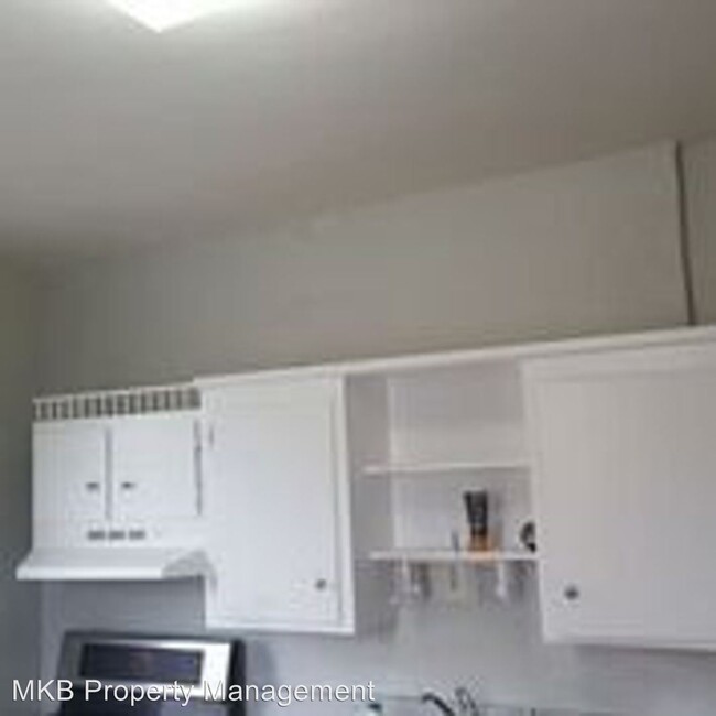Building Photo - 1717 Patterson Ave SW