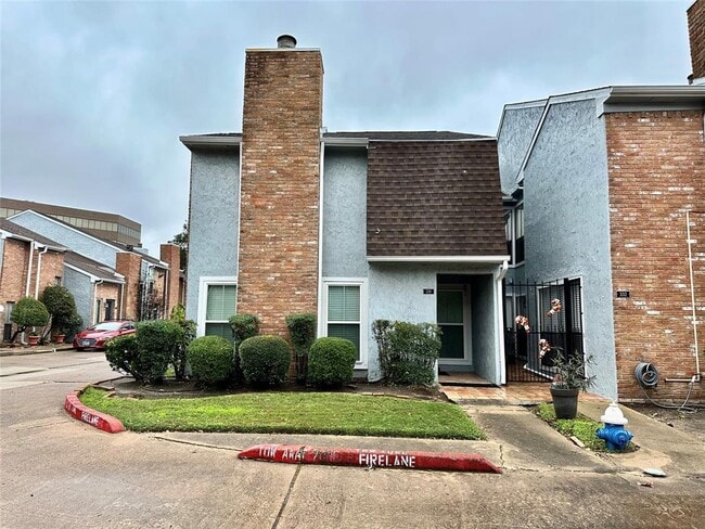 Building Photo - 3200 S Gessner Rd