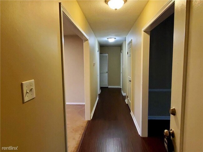 Building Photo - 2 br, 2 bath Condo - 6509 Park Central Way D