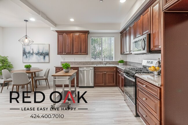 Foto del edificio - 6829 Simpson Ave