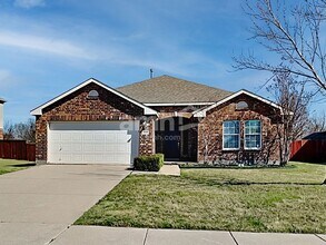 Building Photo - 1415 Spinnaker Way