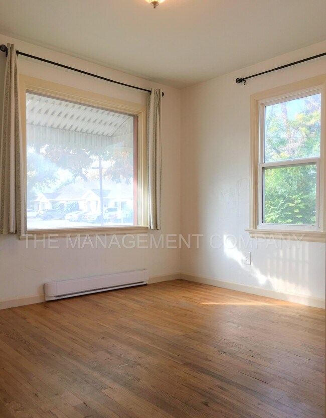 Foto del edificio - 432 Locust St N