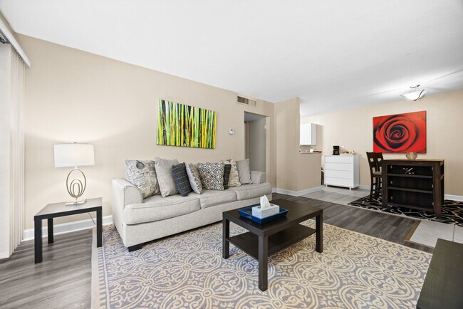 Foto del edificio - 1700 SW 16th Ct