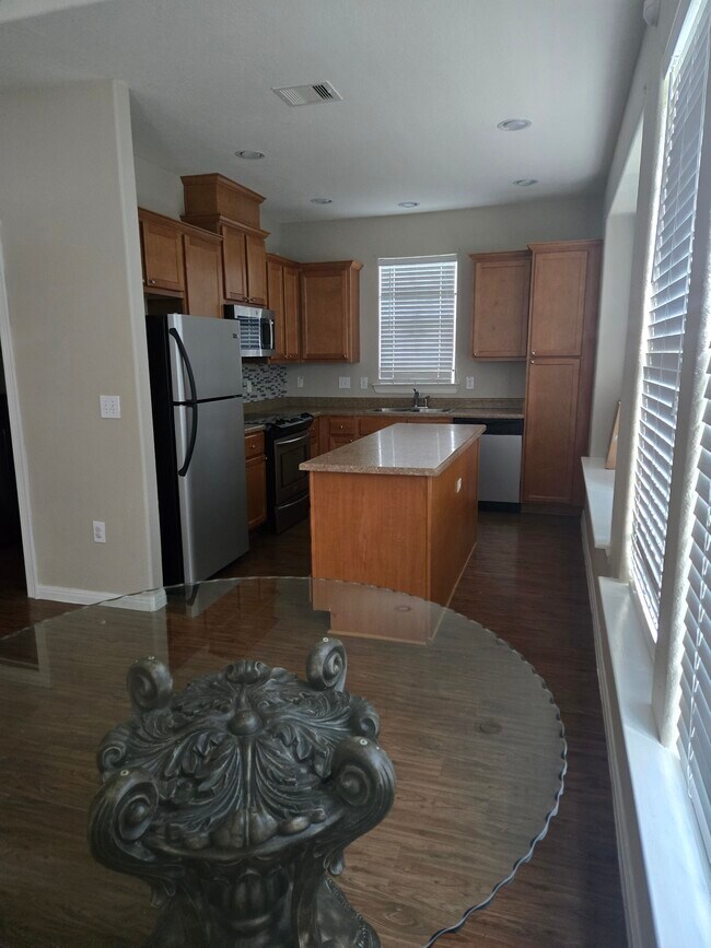 Foto del edificio - 1025 Porter St