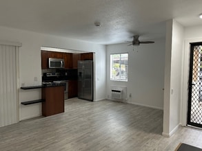 Building Photo - 7934 Mission Center Ct