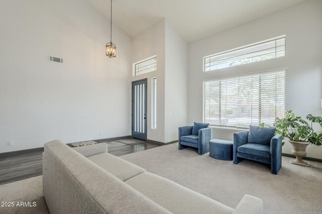 Building Photo - 18630 E Pine Valley Dr