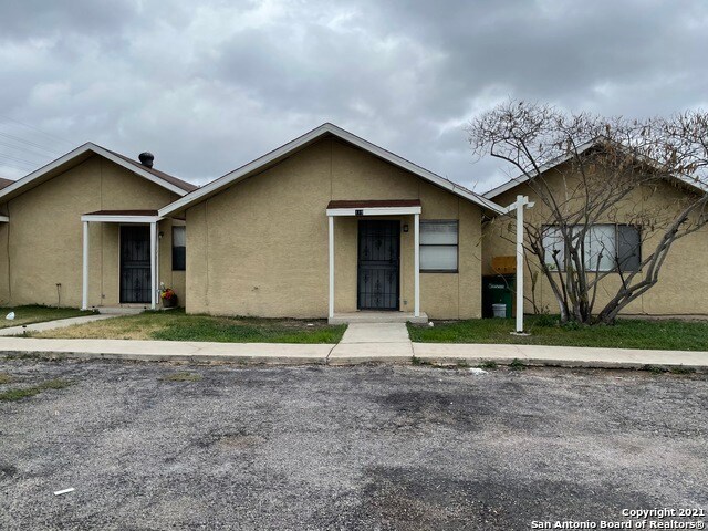 Primary Photo - 119 Saipan Pl