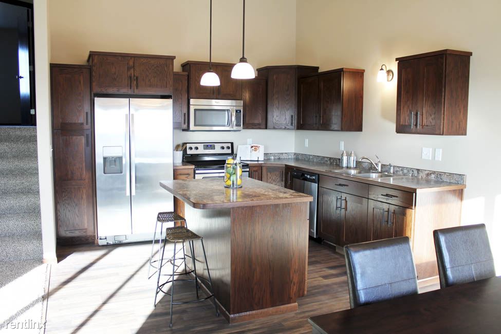 Foto principal - 5860 57th Ave S