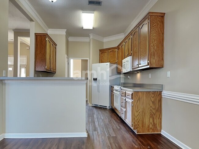 Foto del edificio - 7428 Acree Ln