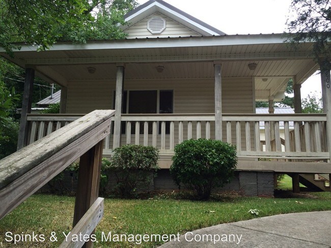 Building Photo - 3 br, 2 bath House - 800 Stonewall St.