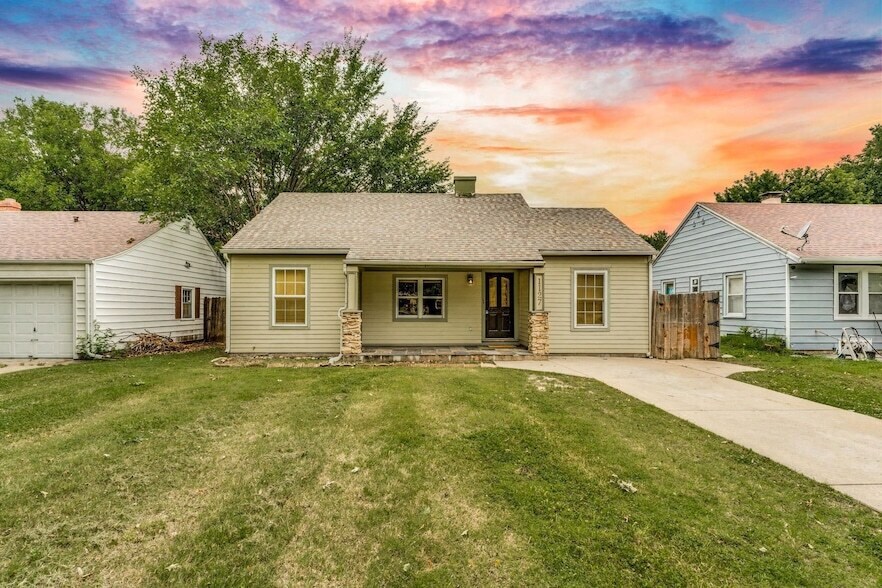 Foto principal - 1127 S Minneapolis St