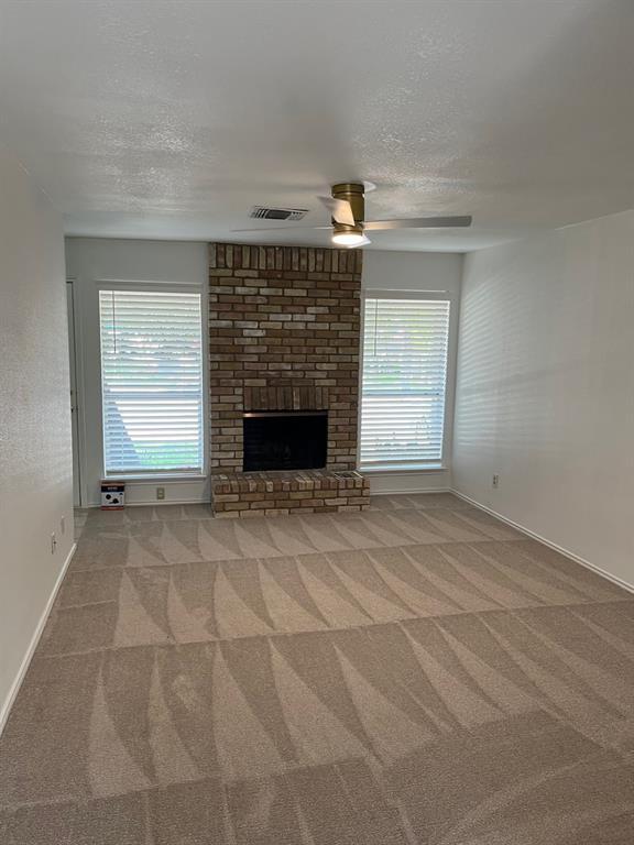 Building Photo - 8301 Summer Side Dr