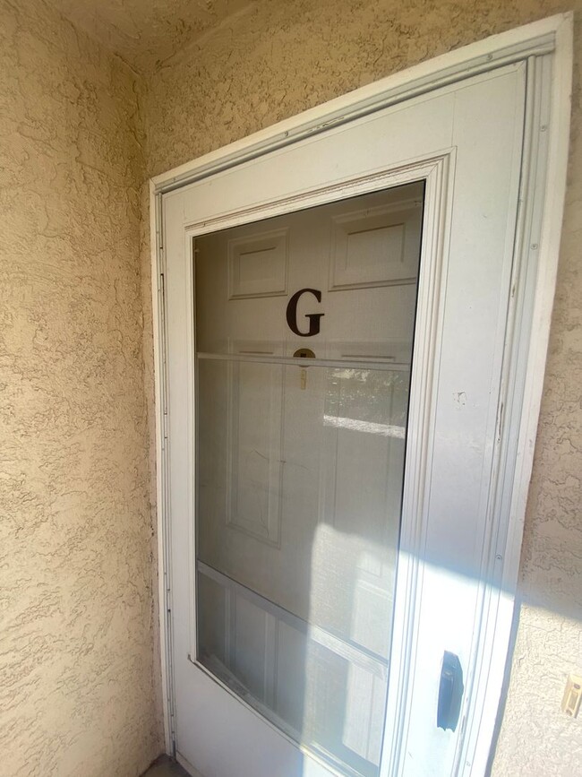 Building Photo - 2 Bedroom, 2 Bath CONDO close to Fort Carson