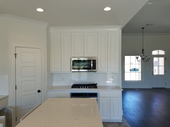 Beautiful home in South Baton Rouge neighborhood! - Beautiful home in South Baton Rouge neighborhood!