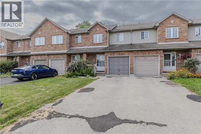 Building Photo - 10 Cadham Blvd