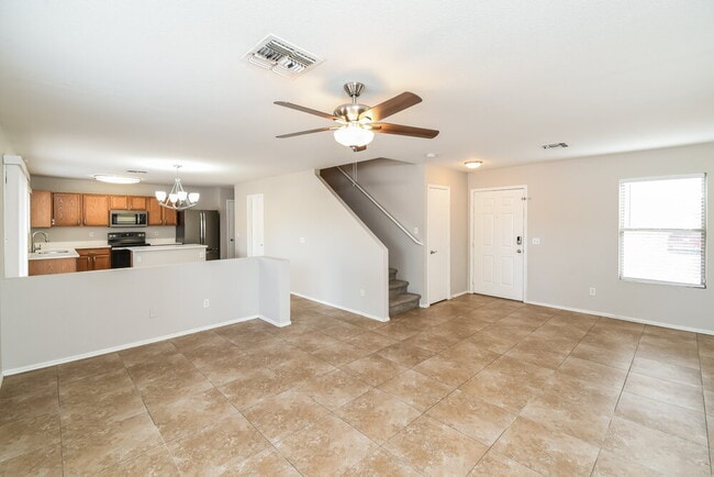 Building Photo - 8918 E Oro Cir