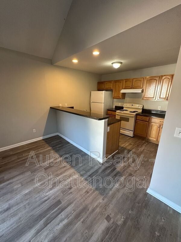 Building Photo - 105 Muskett Dr