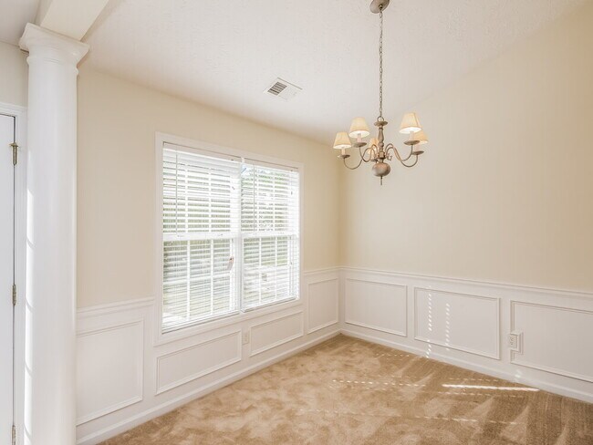 Building Photo - 216 Overlook Dr