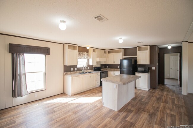 Building Photo - 254 Cr 406