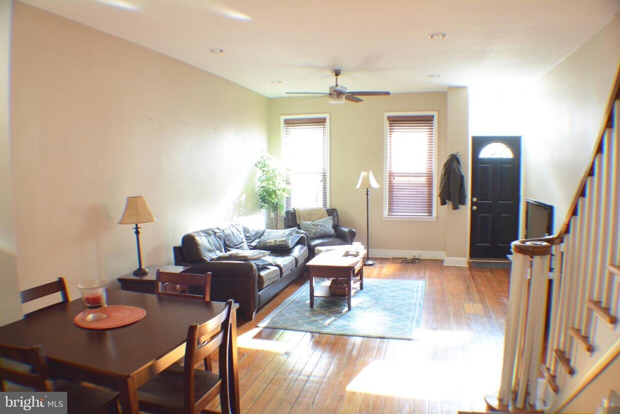 Primary Photo - 186 Baldwin St