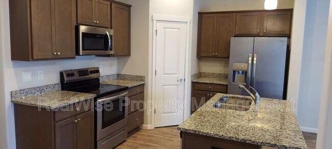 Foto del edificio - 5909 NE 57th Ave