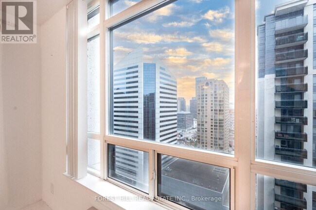 Building Photo - 155 Beecroft Rd