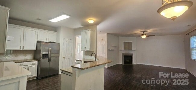 Building Photo - 17130 Cambridge Woods Ct