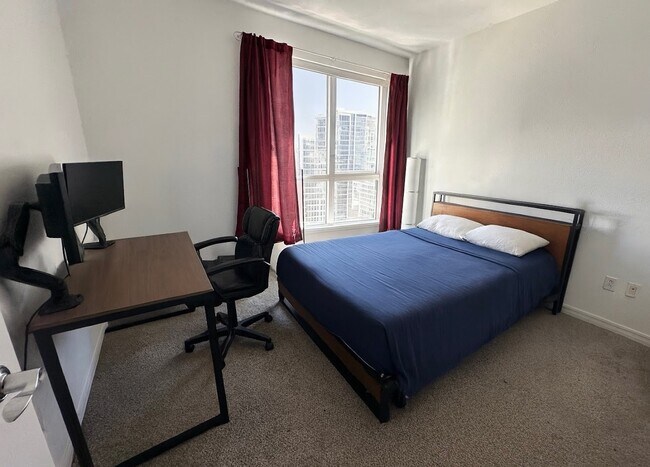 Foto del edificio - 1240 India St