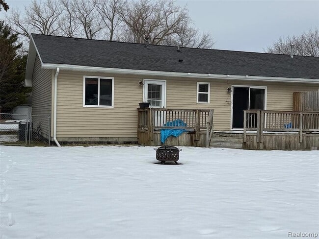 Building Photo - 6939 Alma Ct