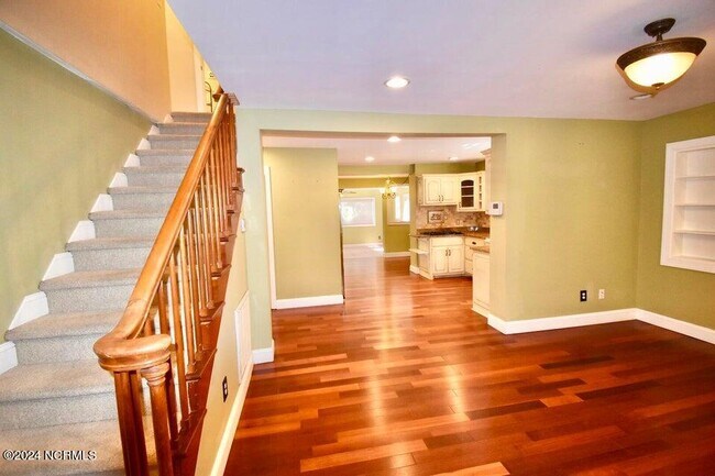 Foto del edificio - 835 N Ashe St