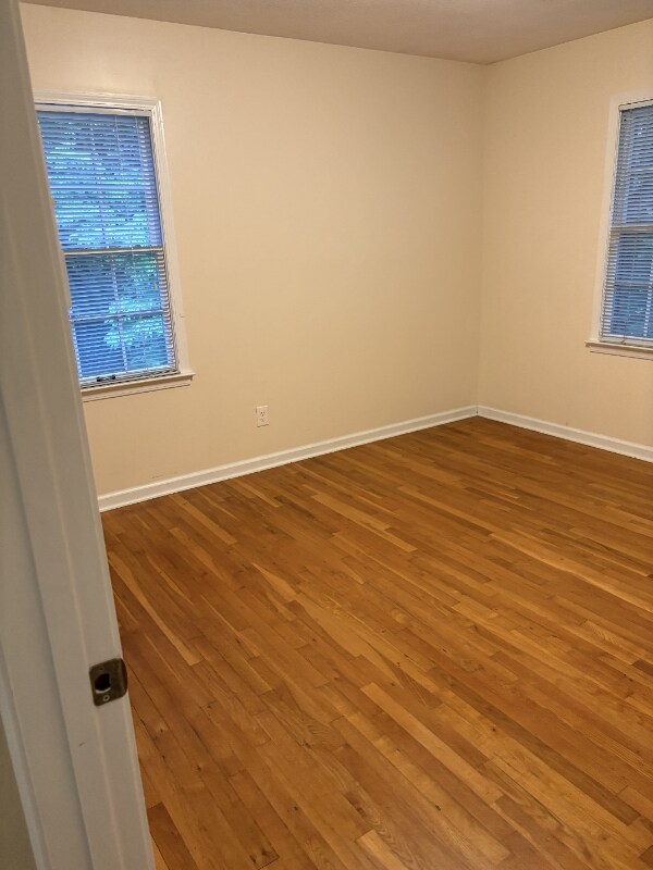 Foto del edificio - 919 Wooten Lake Rd NW