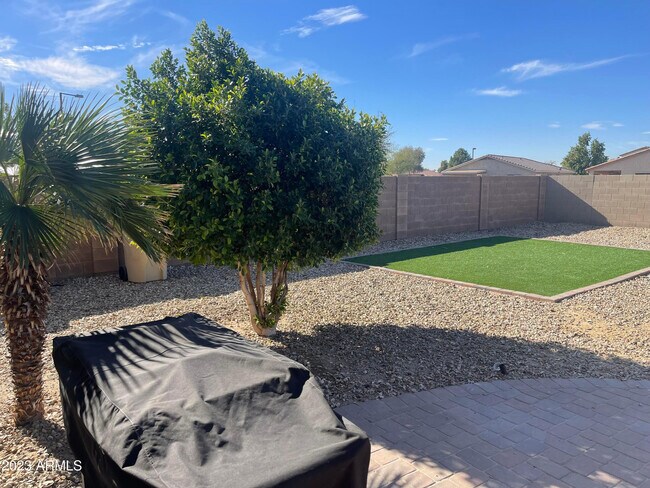 Foto del edificio - 7386 S Morning Dew Ln