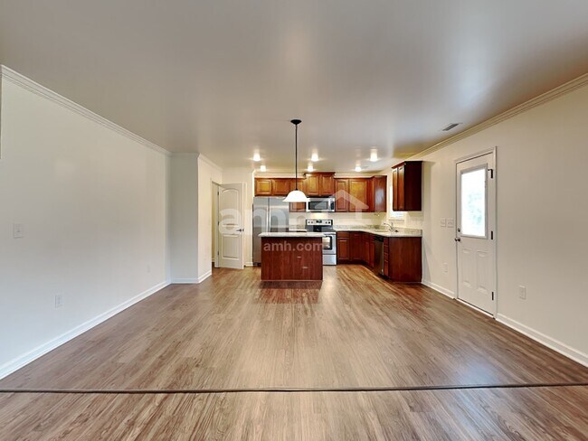 Building Photo - 2520 Ladybank Lane