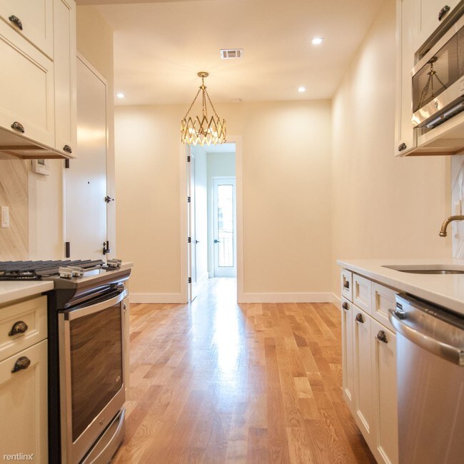 Foto del edificio - 1426 DeKalb Ave