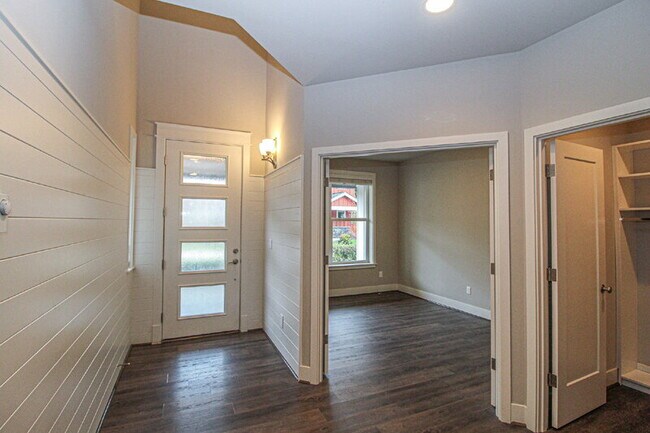 Foto del edificio - 1418 184th Pl SE