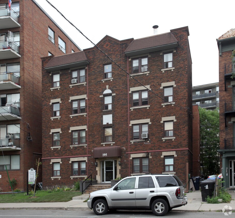 Primary Photo - 195 Vaughan Rd