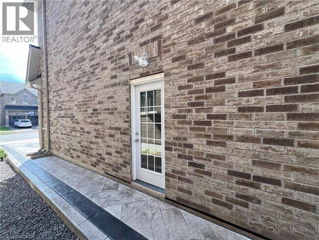 Photo du bâtiment - 211 Granite Rdg Trl