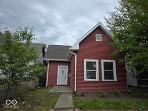 Building Photo - 420 N Holmes Ave