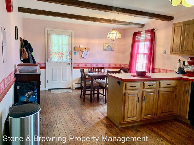 Foto del edificio - 2 br, 1 bath House - 383 Sierra Lavin Rd