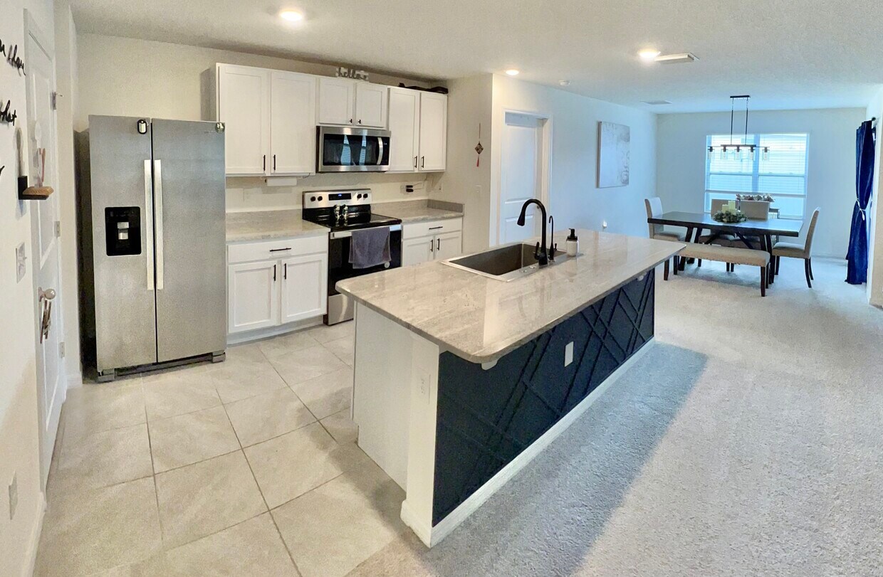 Primary Photo - 19033 NW 165th Ln