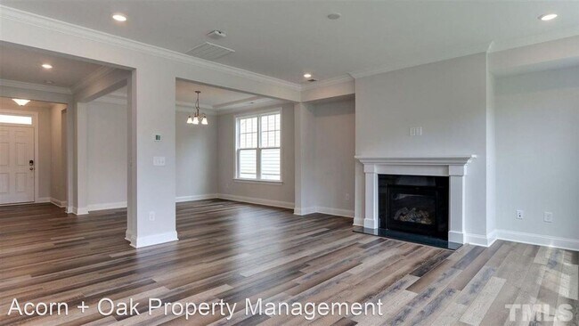 Foto del edificio - 5 br, 3 bath House - 219 Abbot Place