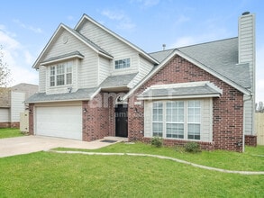 Building Photo - 5309 S Redbud Ave