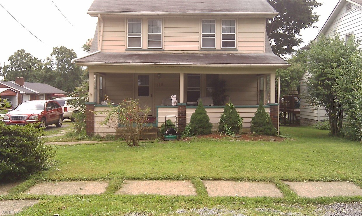 Building Photo - 119 1/2 E Rockenstein Ave