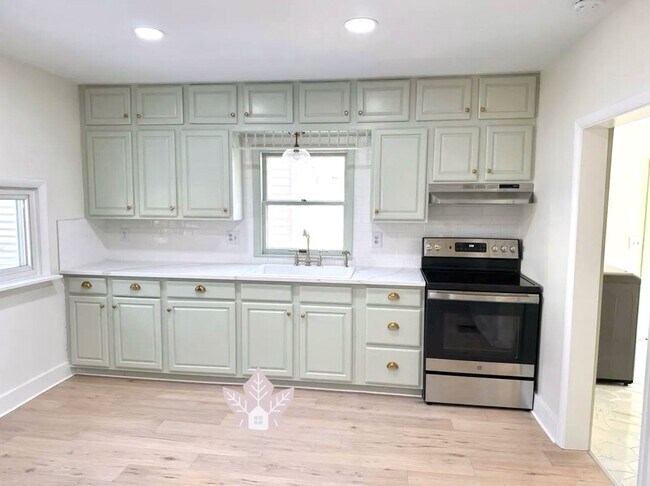 Foto del edificio - Sheridan Gem: Where Historic Charm Meets Modern Upgrades