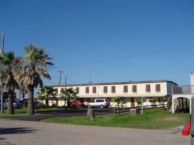 Primary Photo - Surfside