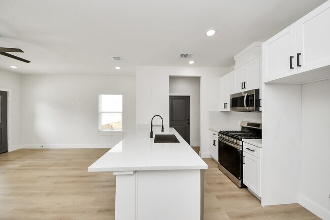 Foto del edificio - 1314 W Willis St