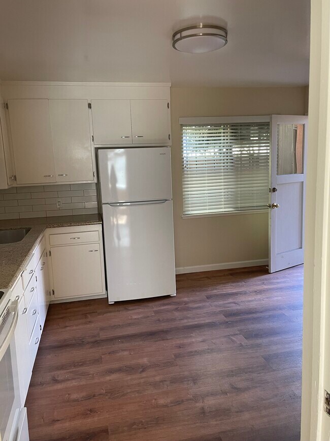 Fotografía del edificio - 2934 Brookdale Ave